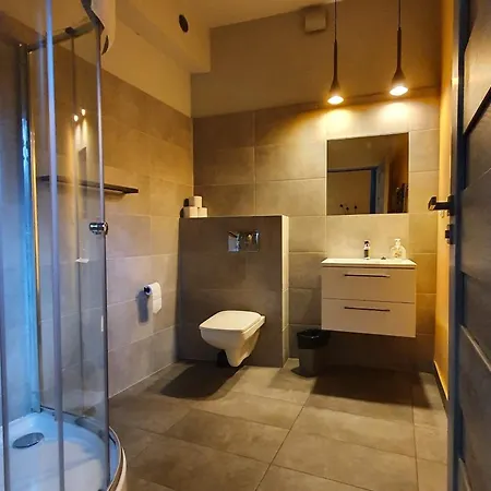 Momotown אכסניה